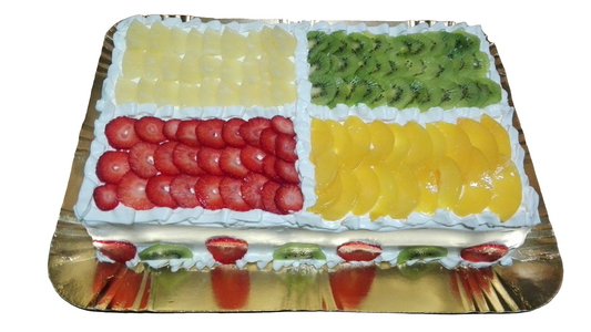 Bolo de frutas retangular